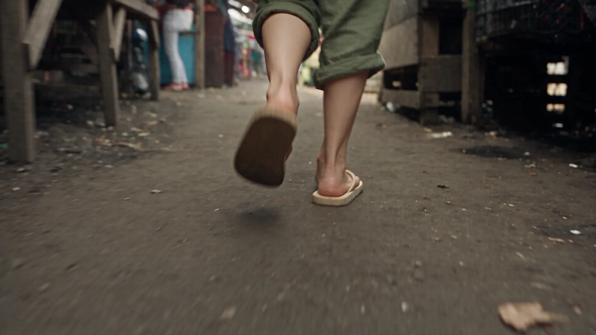 Late 2000s Indonesian Market Vlog - Video prompt preview