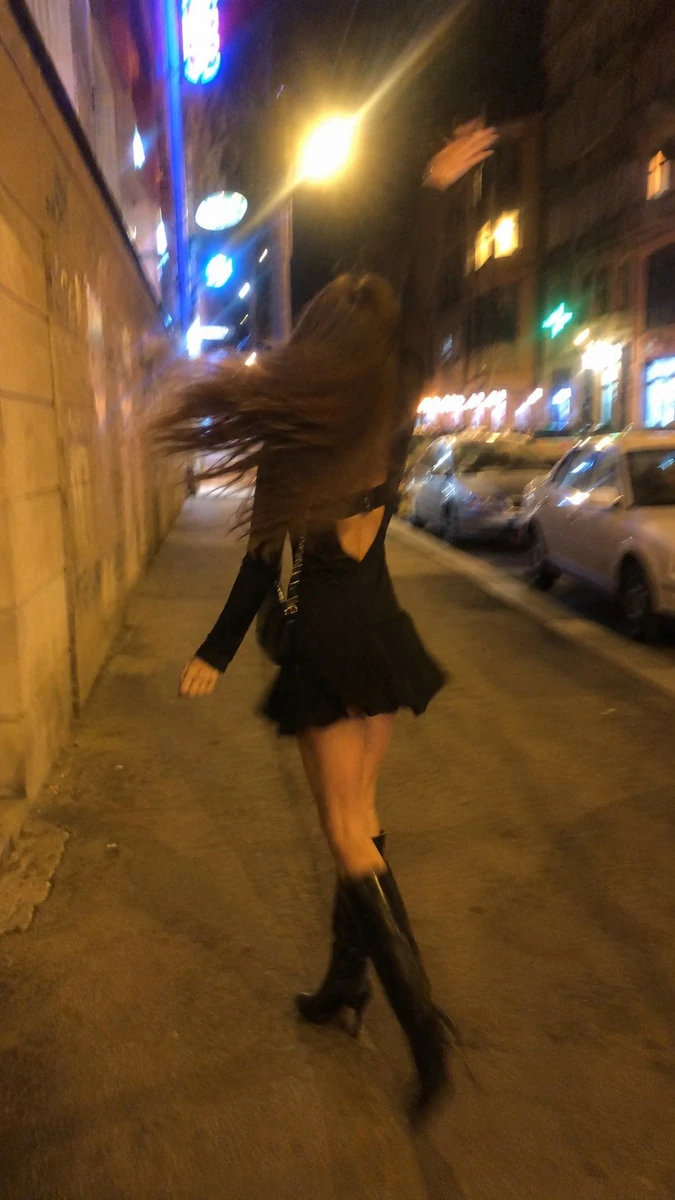 Who caught the fluidity of the night out better?